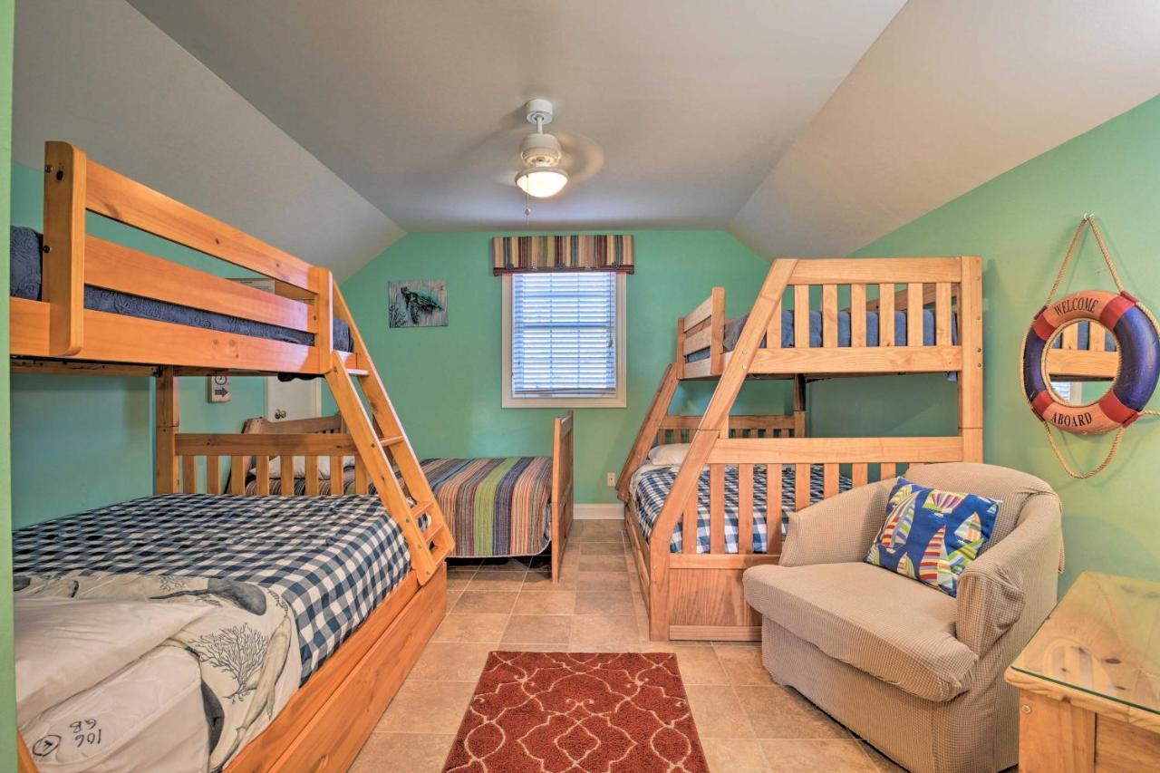 Charming Bermuda Bay Hideaway with Game Room! Myrtle Beach Bagian luar foto